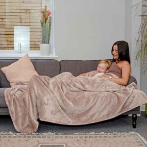 Brand Lab Extra Large Plush Fleece Blanket | Mushroom