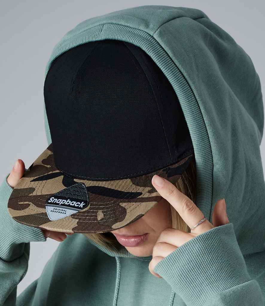 Beechfield Camo Snapback Cap | Jungle Camo/Black