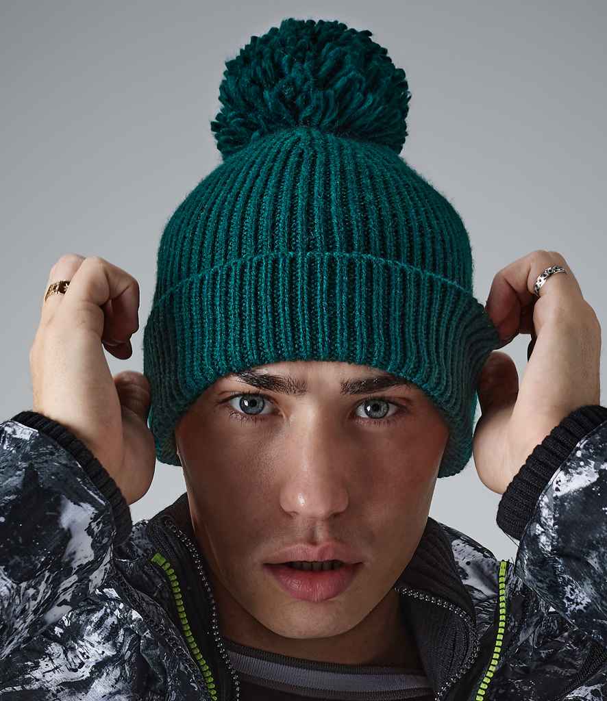 Beechfield Engineered Knit Ribbed Pom Pom Beanie | Bottle Green