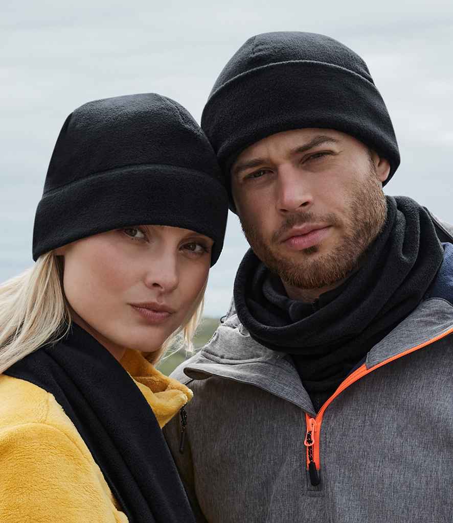 Beechfield Recycled Fleece Cuffed Beanie | Black