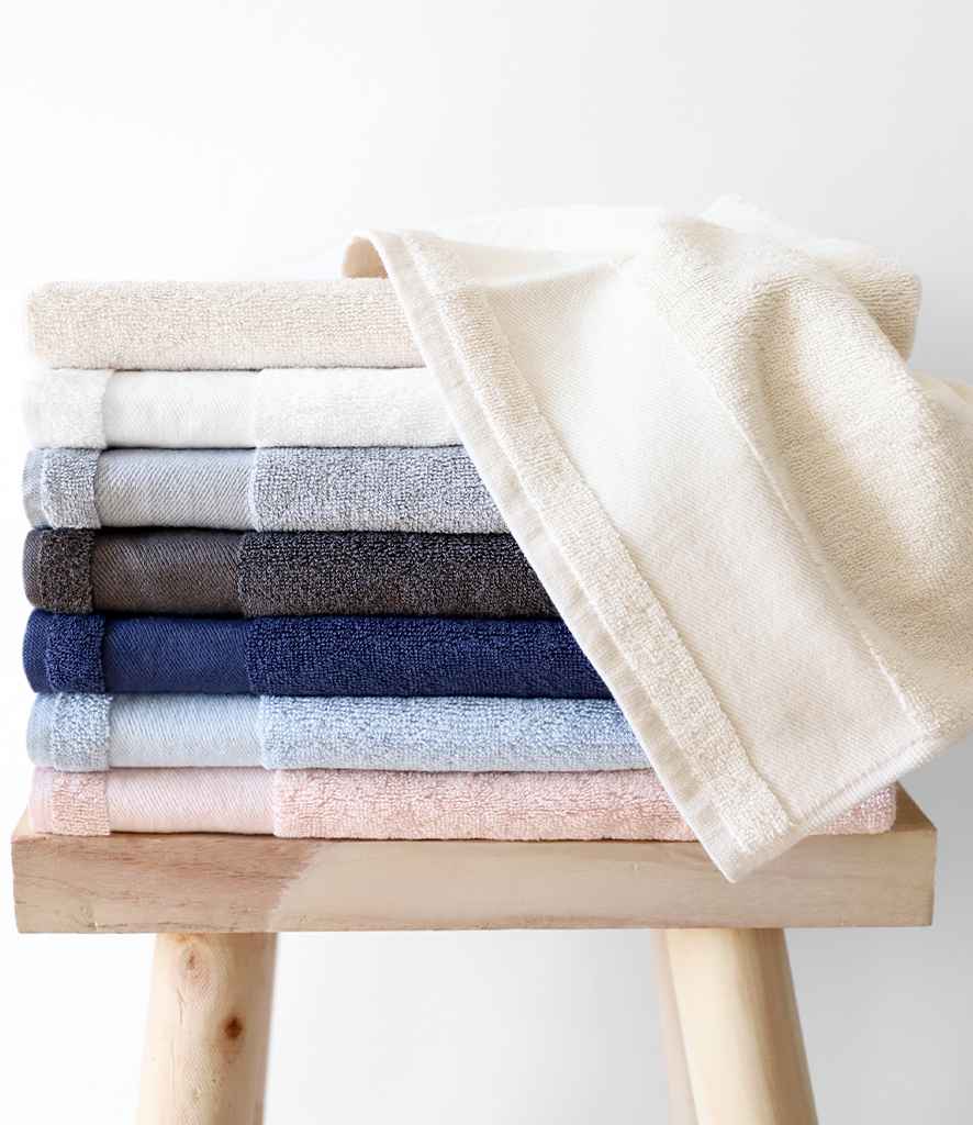 SOL'S Peninsula 70 Bath Towel | White