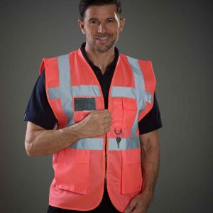 Yoko Executive Waistcoat | Pink